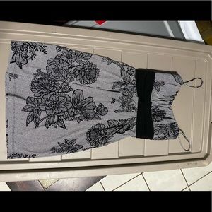 Black/gray floral dress